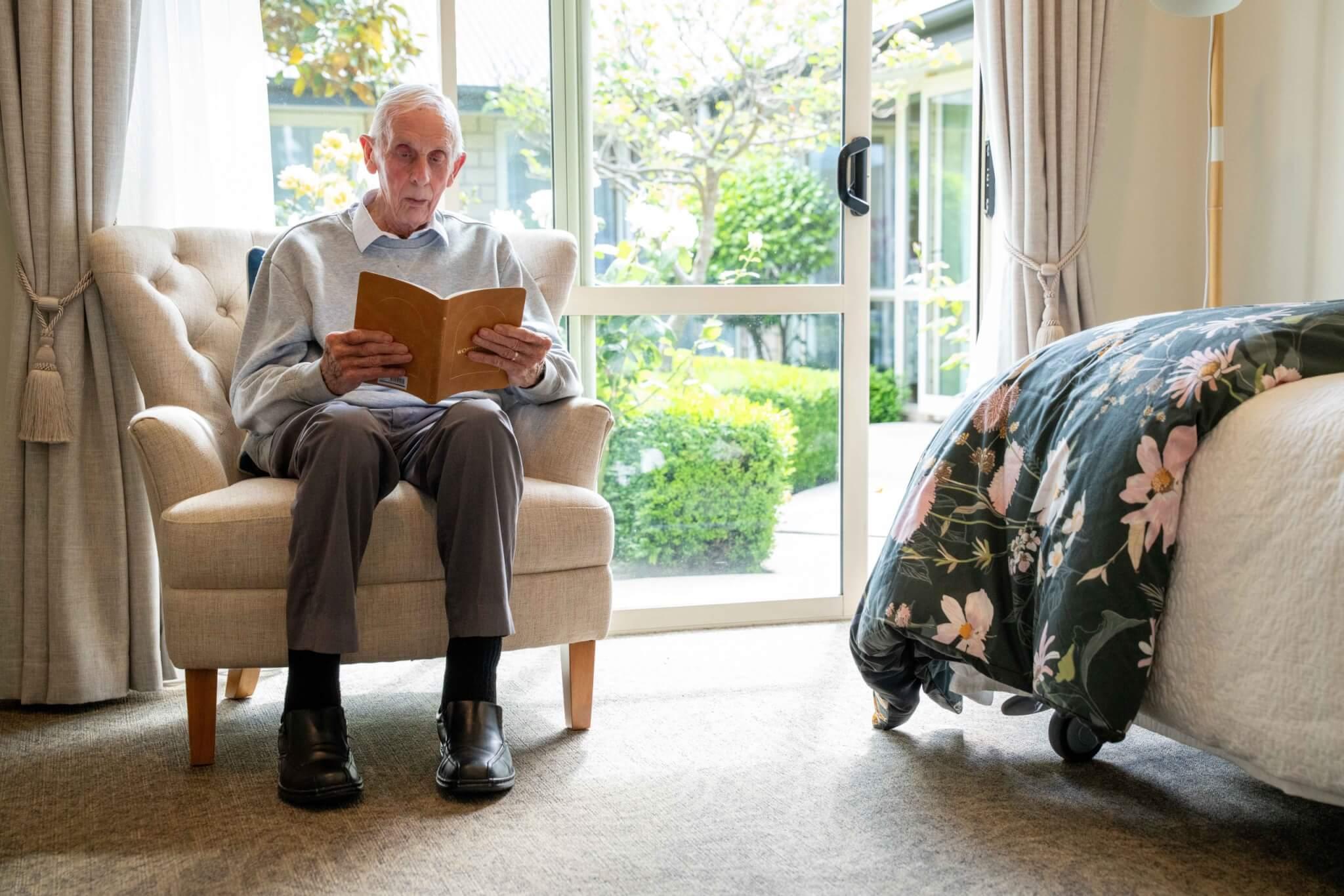 Palm Grove Care Suites