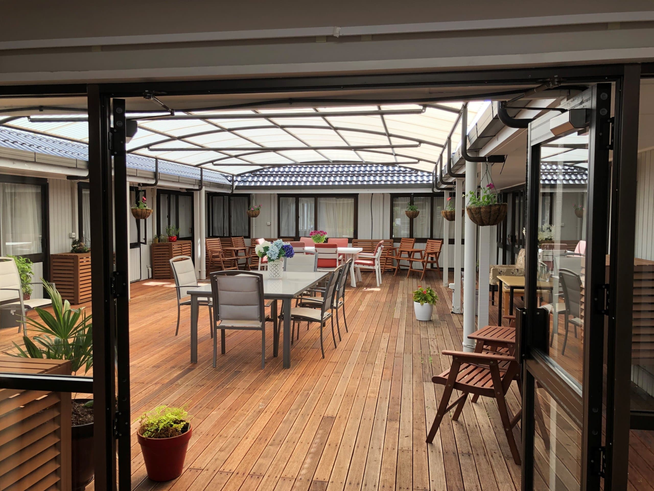 Te Mana outside seating area